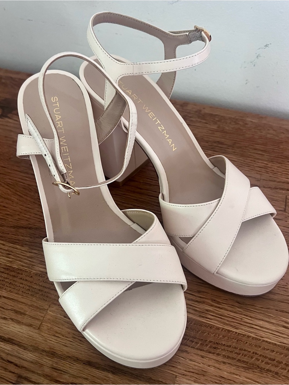 Stuart Weitzman Dayna Platform Sandal in Off-White - Picture 4 of 11